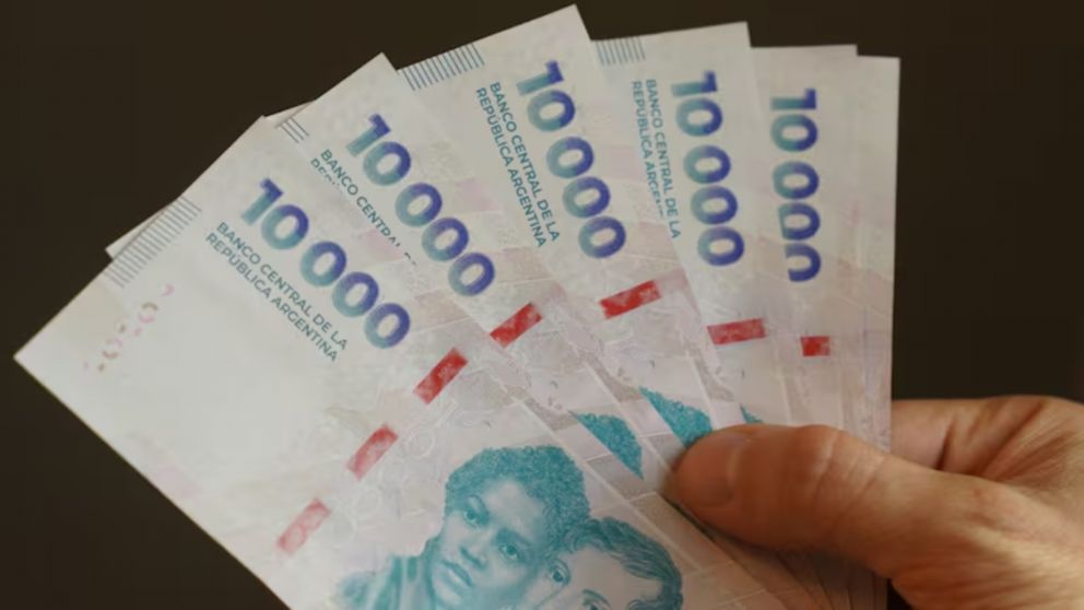Jubilados de la ANSES con bono de $70.000